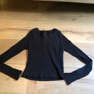 Navy blue long sleeve crop top